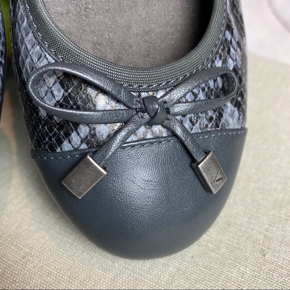 Vionic Spark Minna Snakeskin Ballet Flats - Picture 7 of 10
